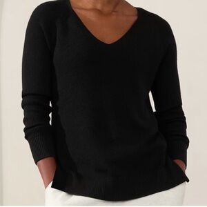 Athleta Black Hanover V-Neck Merino Wool Rib Knit Sweater Side Slits Medium